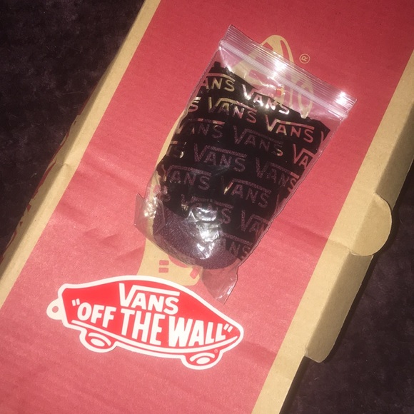 Maroon Vans size women's 9.5 great condition - Picture 7 of 7